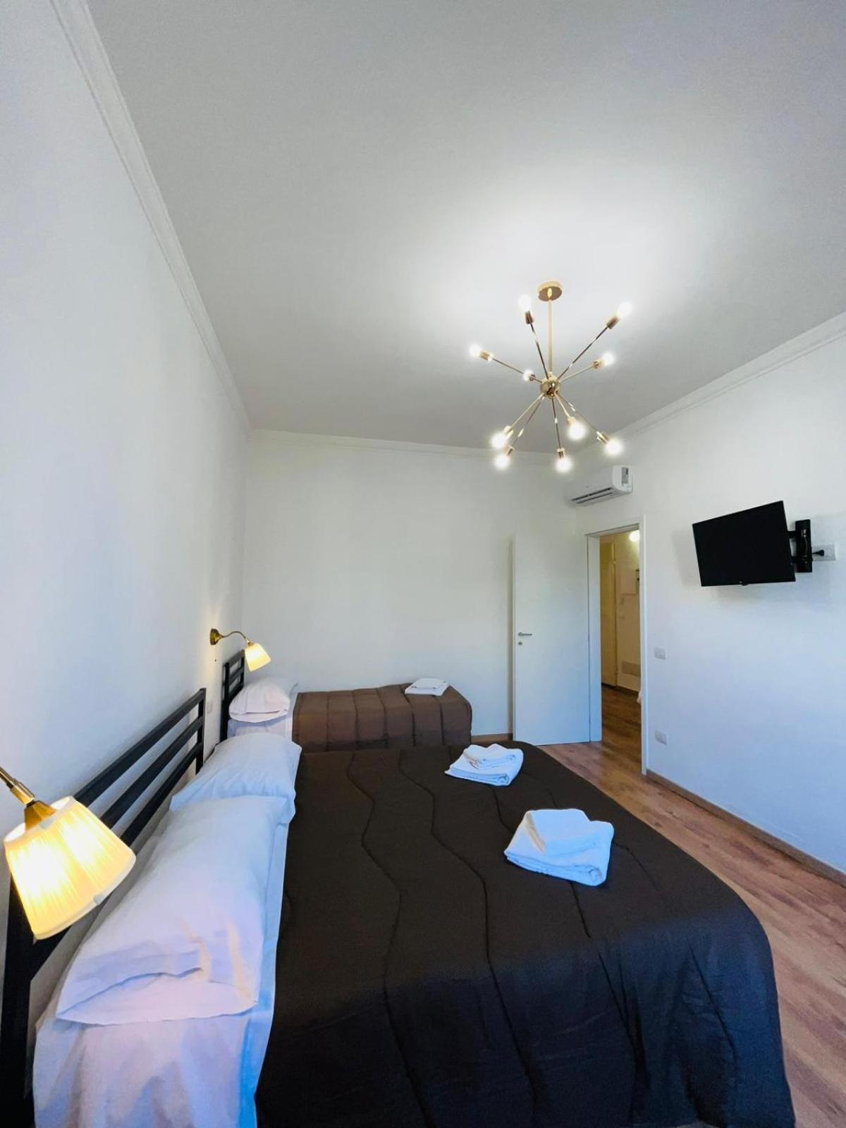 Oriani Bnb Bed and Breakfast Florens Exteriör bild