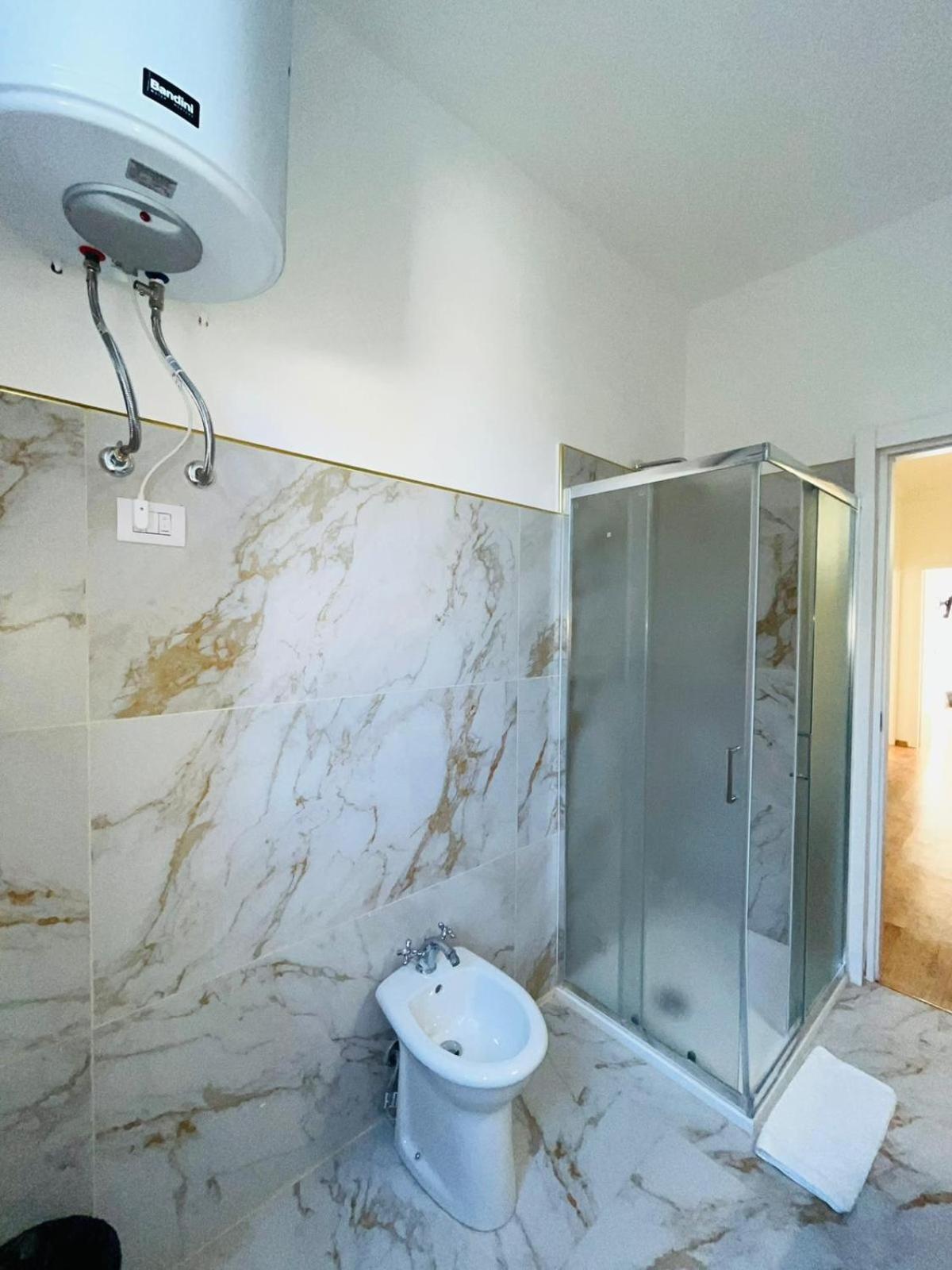 Oriani Bnb Bed and Breakfast Florens Exteriör bild