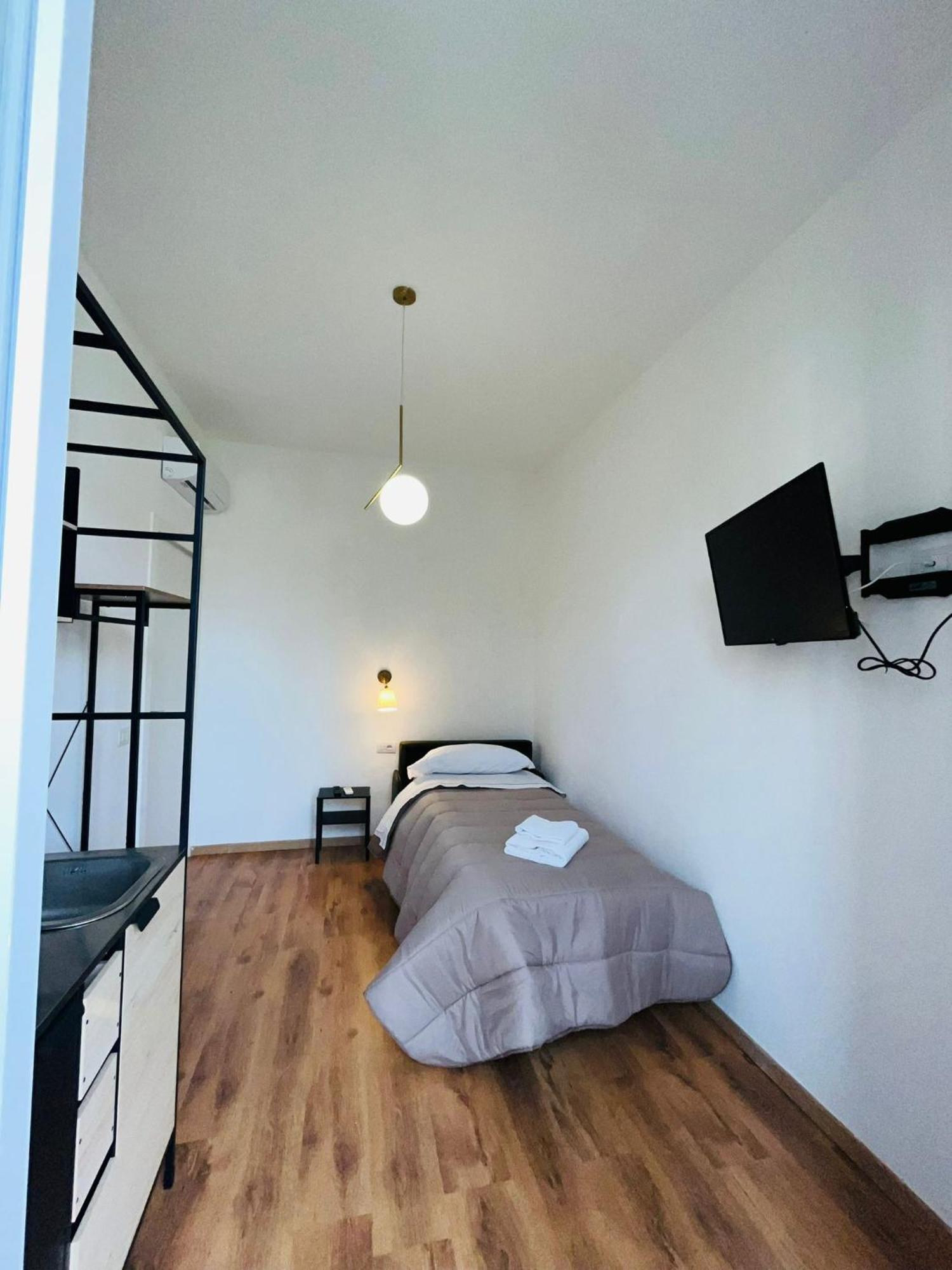 Oriani Bnb Bed and Breakfast Florens Exteriör bild