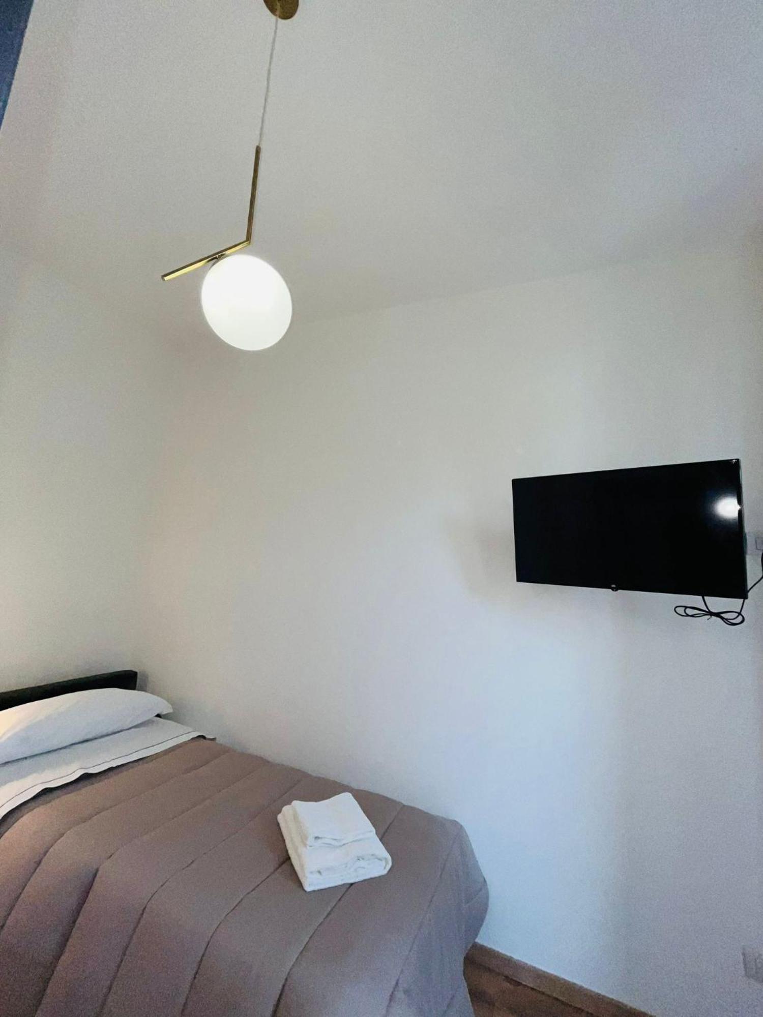 Oriani Bnb Bed and Breakfast Florens Exteriör bild
